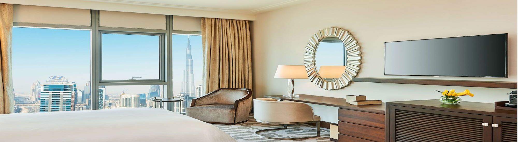 Dubai 5* accommodation, several excursions and flights